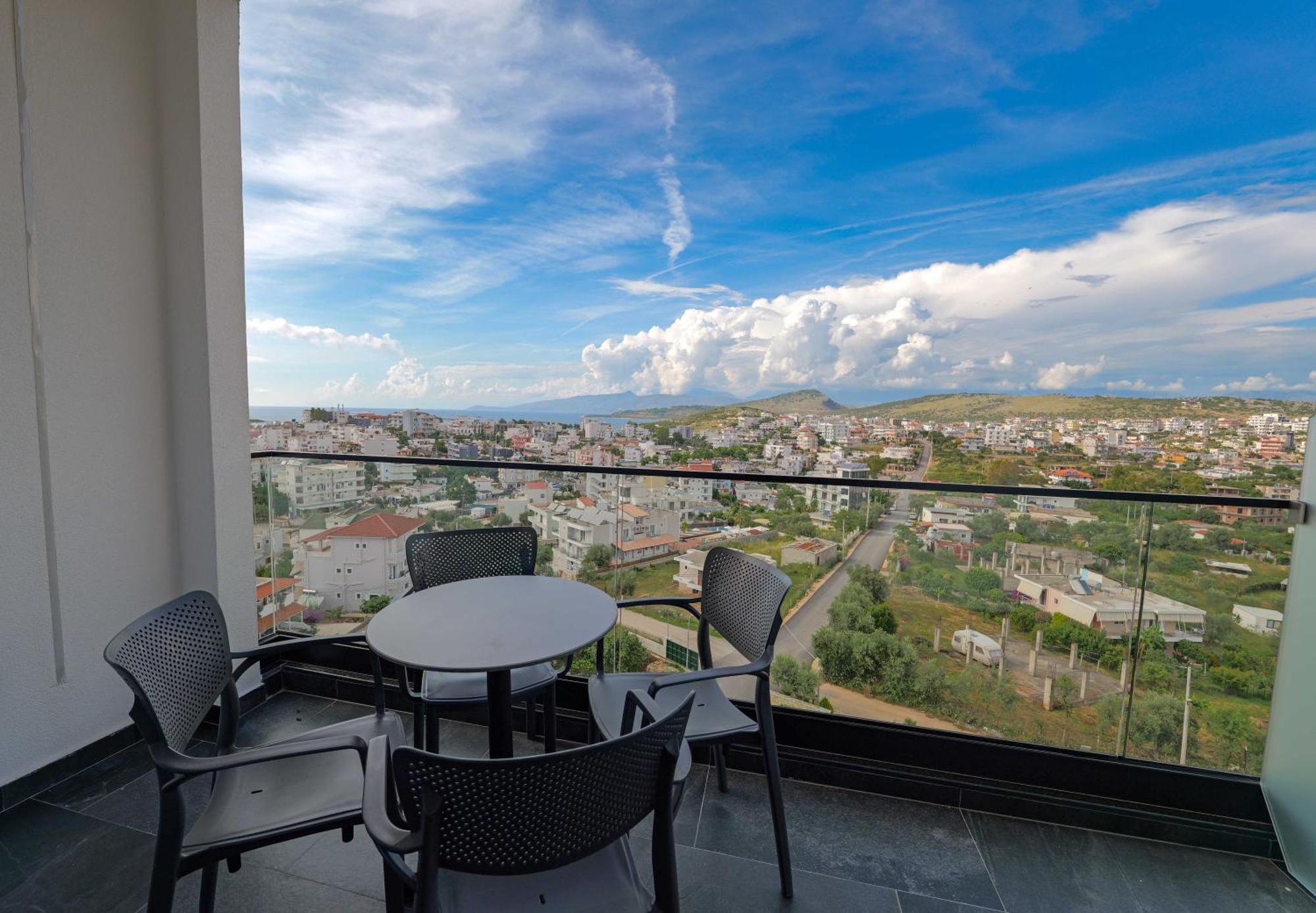 Ori Mare Hotel Εξαμίλιο Εξωτερικό φωτογραφία