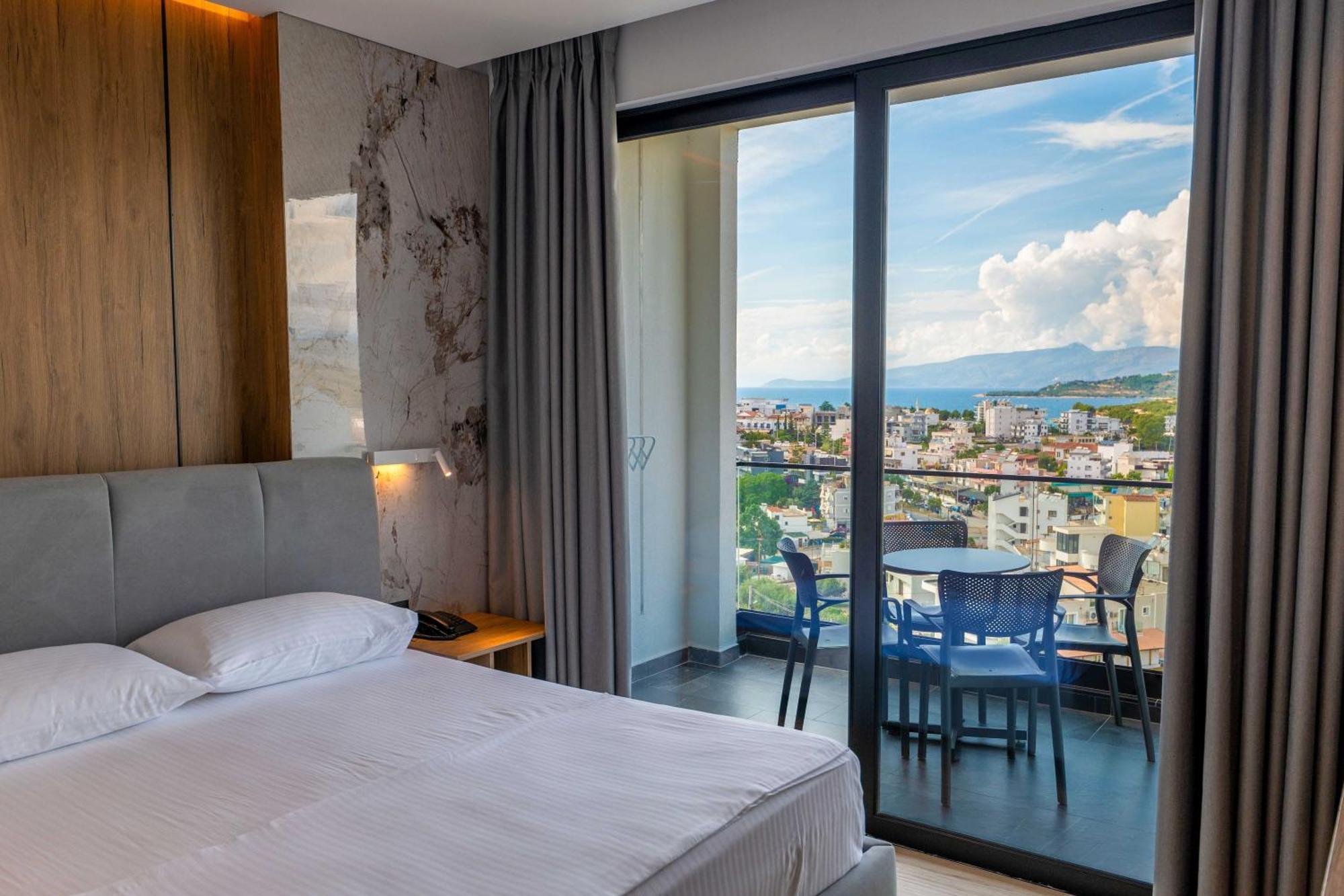 Ori Mare Hotel Εξαμίλιο Εξωτερικό φωτογραφία